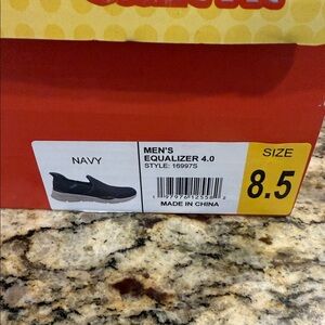 Skechers Men's Navy Equalizer 4.0 Sneakers size 8.5 new